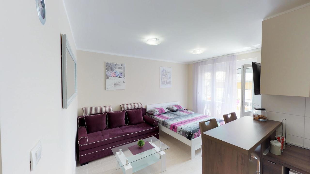 Adagio Apartment Цетинє Екстер'єр фото